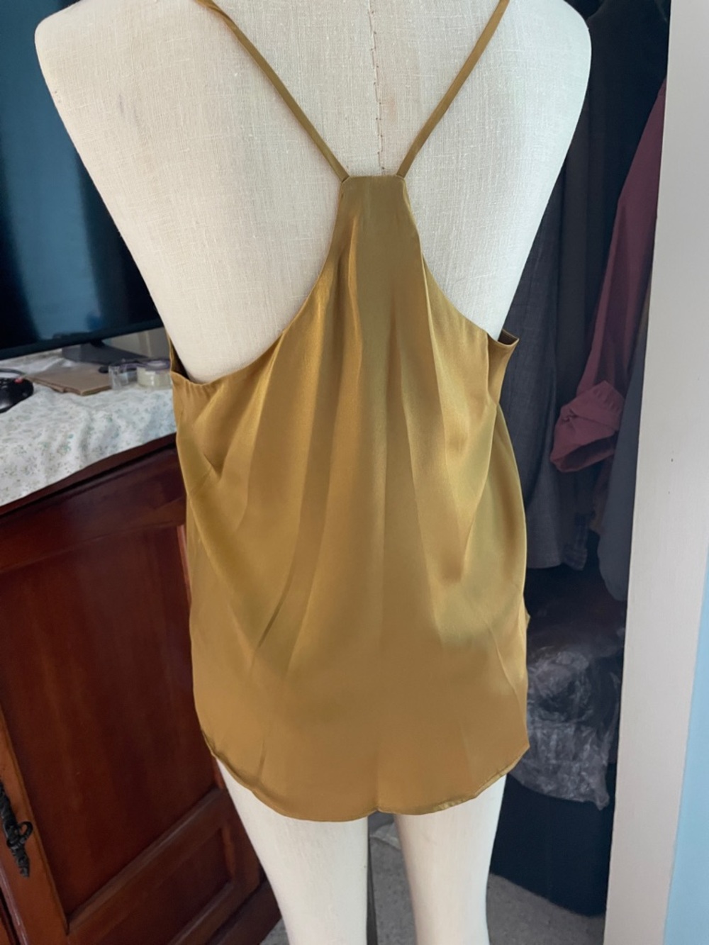 NWOT 100% Silk Bronze Gold Cami Camisole Racerback Tank Top S - Picture 5 of 5